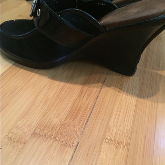 Dr scholls recite black suede buckle wedge clogs - Picture 4 of 5